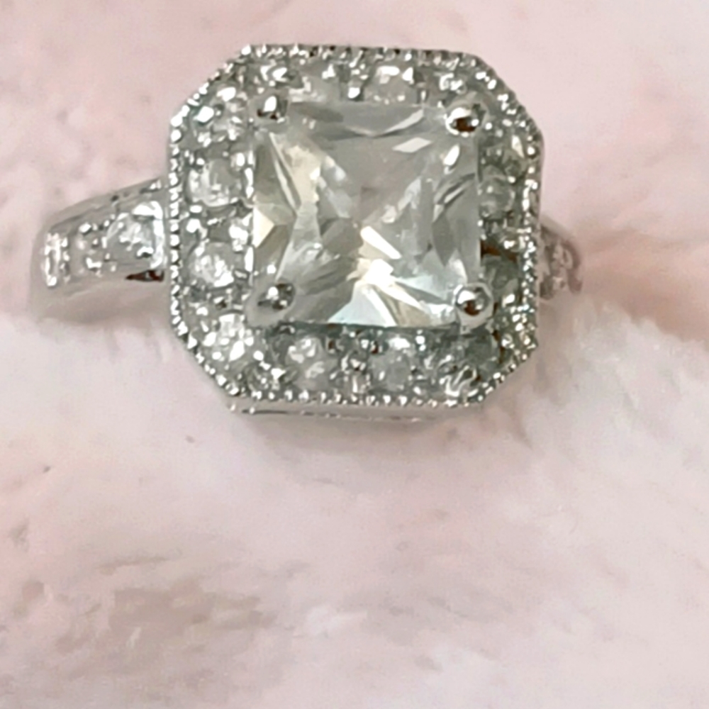 fine fantasy ring,